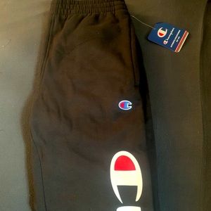 Champion Boys size medium sweatpants